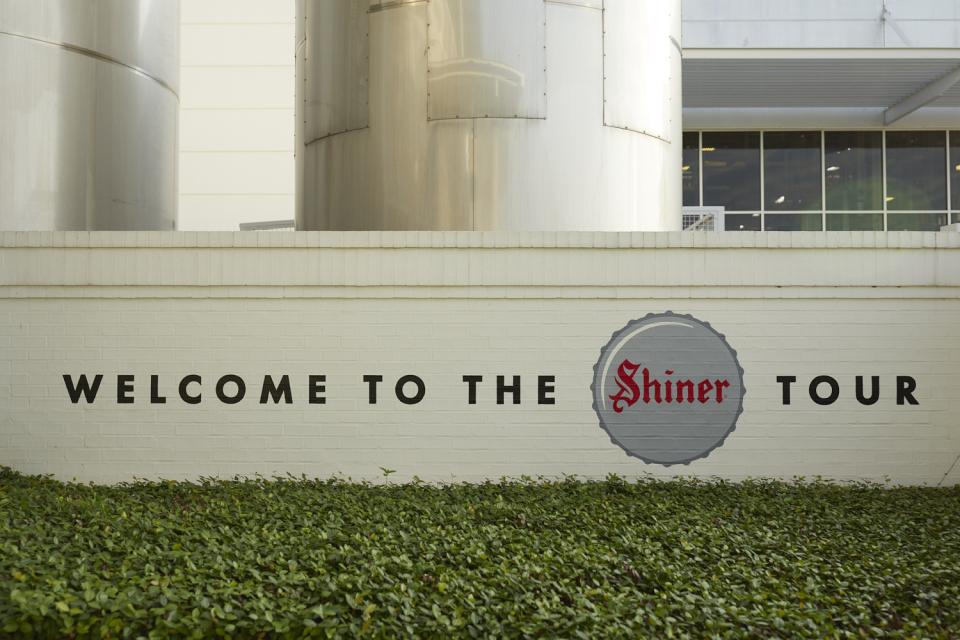 Shiner brewery guest experience tour